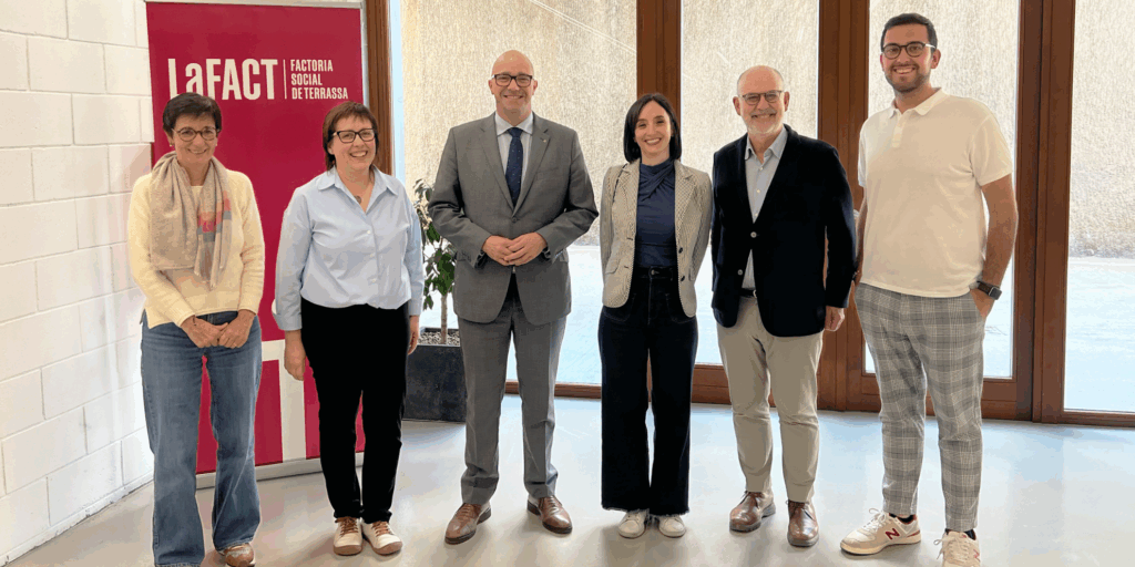 El Secretari General de Drets Socials, Raúl Moreno, visita LaFACT