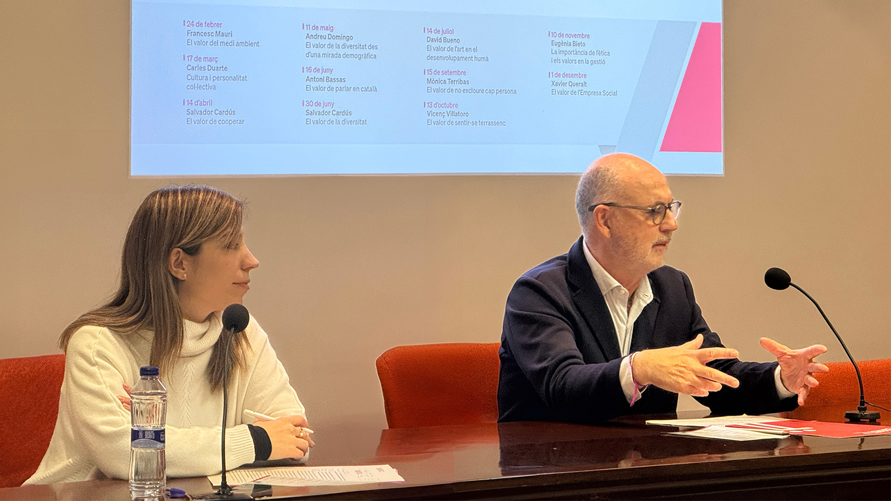 LaFACT inicia el cicle de conferències Societat i Valors, un espai per compartir els valors de LaFACT_web